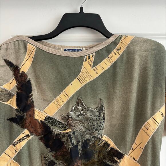 Vintage Maria Kim Women’s Cat Printed Sweater Top Sz L Artsy Tan Quirky - Picture 13 of 13